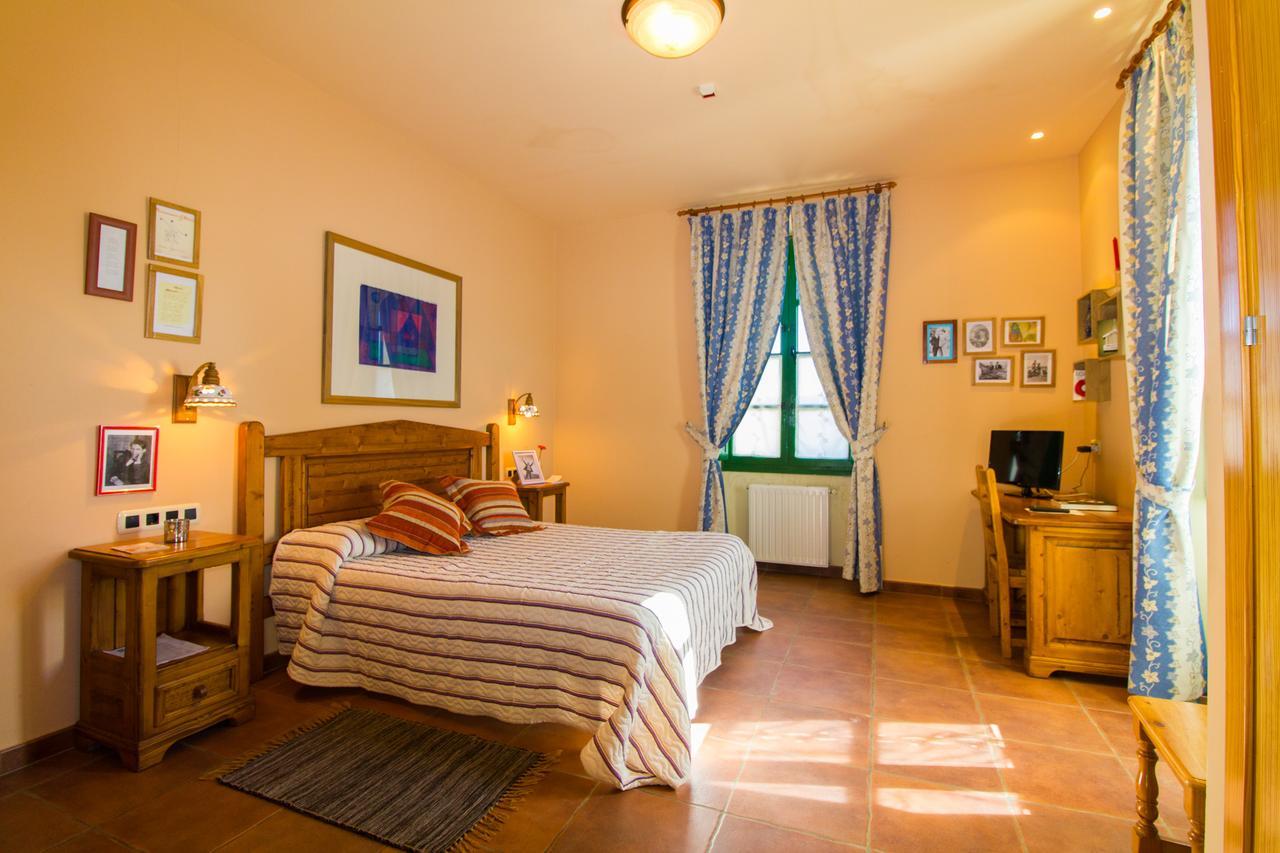 Hotel Rural La Estacion Del Alma Альмасан Экстерьер фото